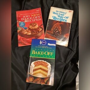 VTG Pillsbury Bake-Off Recipe Book Bundle.. #15 rare #17 #31